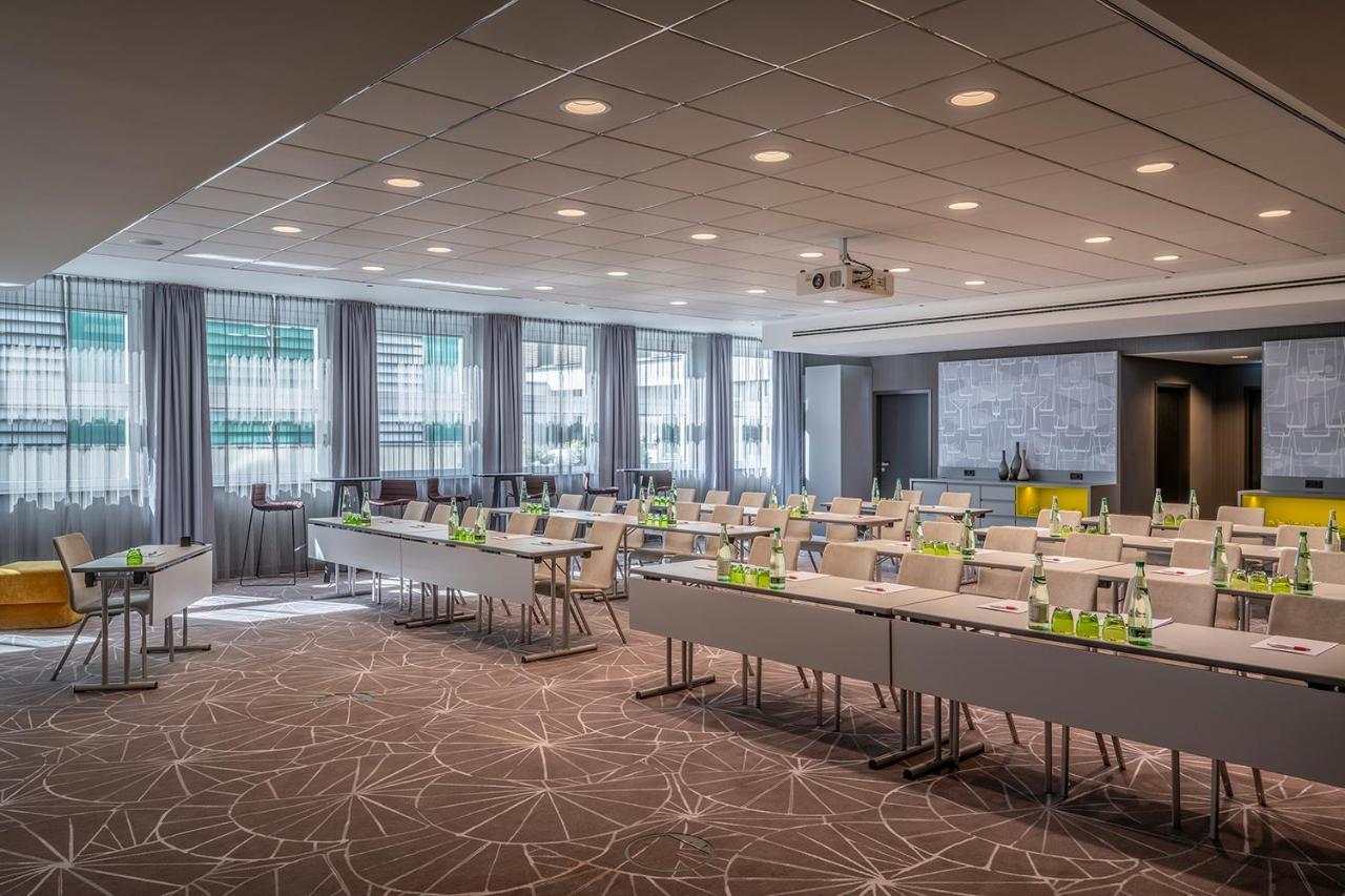 Cologne Marriott Hotel Kültér fotó Meeting room